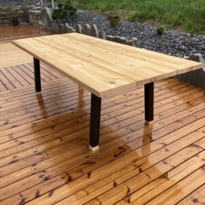 Gartentisch aus Tanne